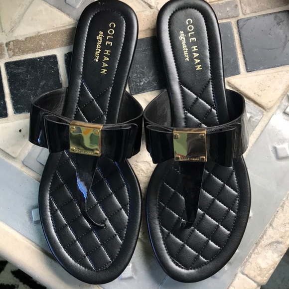 sporty sandals trend 2019